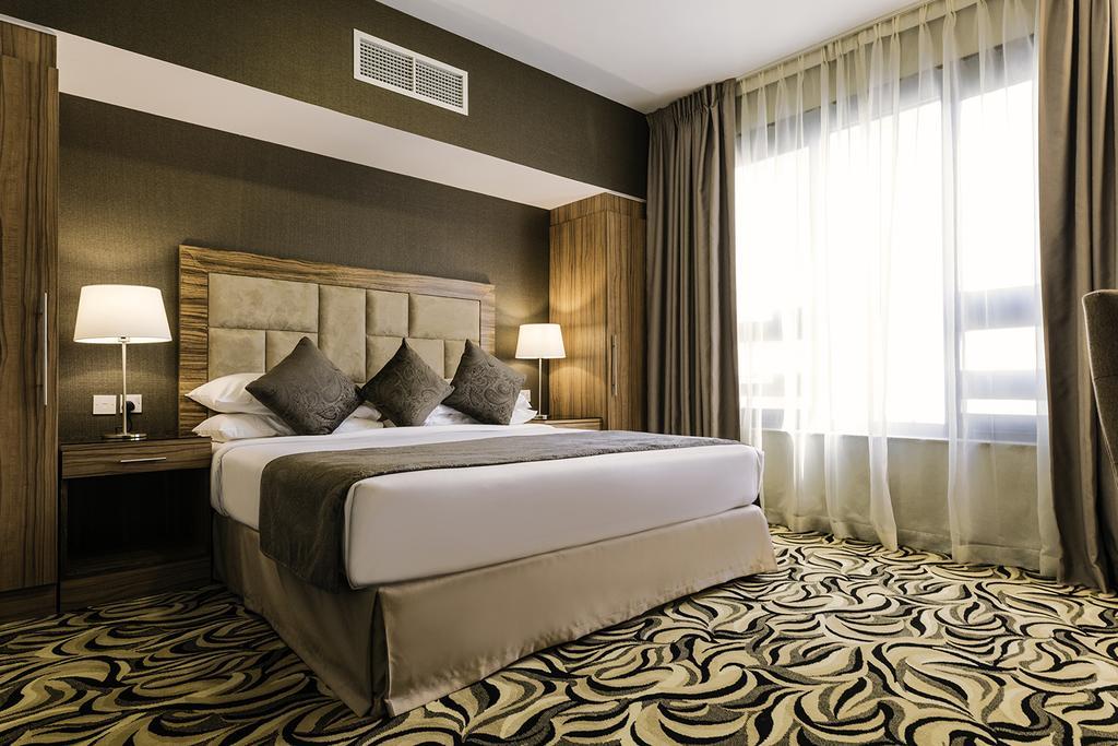 Emirates Plaza Hotel Αμπού Ντάμπι Εξωτερικό φωτογραφία