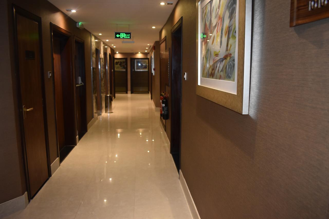 Emirates Plaza Hotel Αμπού Ντάμπι Εξωτερικό φωτογραφία